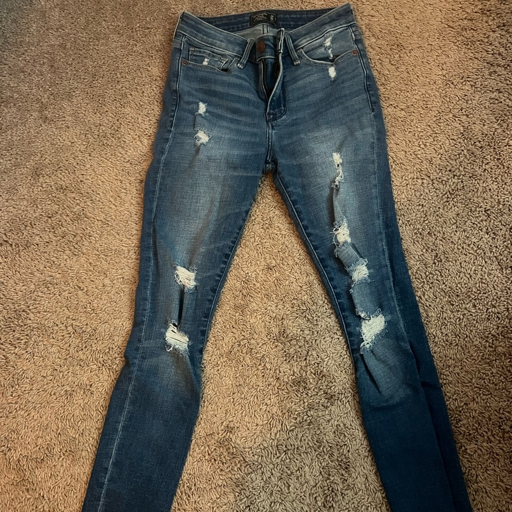 Abercrombie & Fitch Dark Blue Distressed Skinny Jeans
